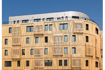 Nexity s'engage avec Saint-Gobain dans le développement du bâtiment bas carbone abordable avec les gammes Ywood Résidentiel et Essentiel.
